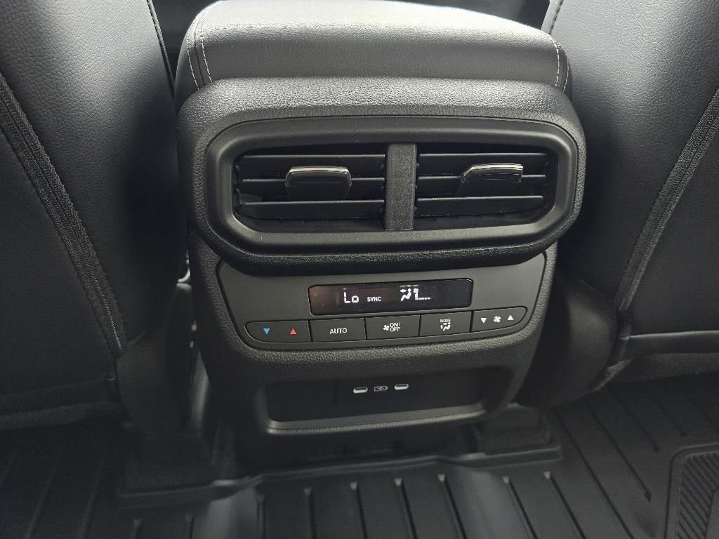 New 2025 Honda Pilot EX-L image 25