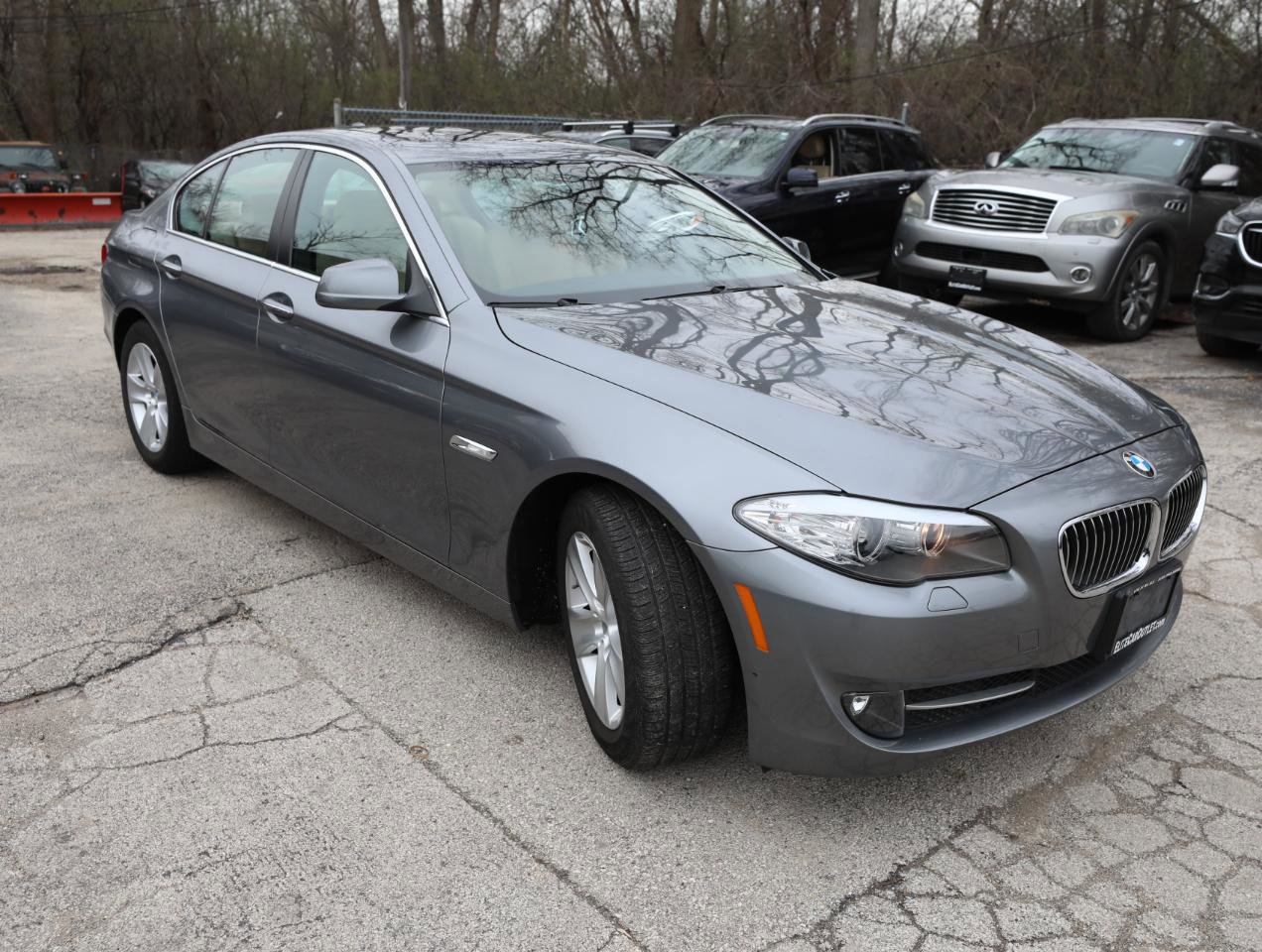 Used 2011 BMW 528i Sedan image 4