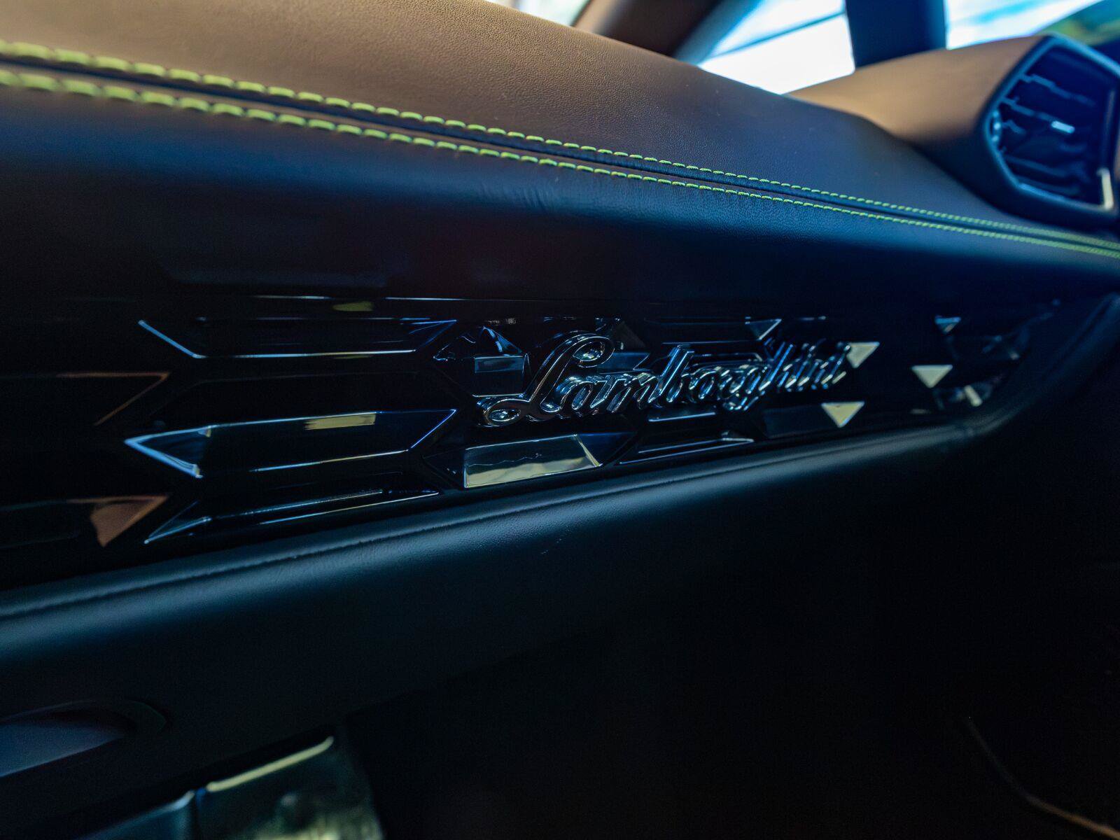 Used 2023 Lamborghini Huracan Tecnica RWD image 41