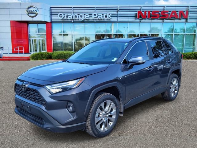 Used 2024 Toyota RAV4 XLE Premium FWD image 4