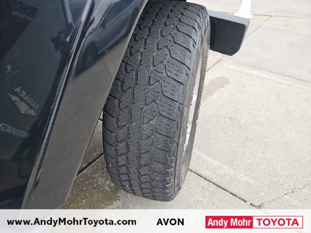 Used 2015 Jeep Wrangler Sahara w/ Dual Top Group AWD/4WD image 28