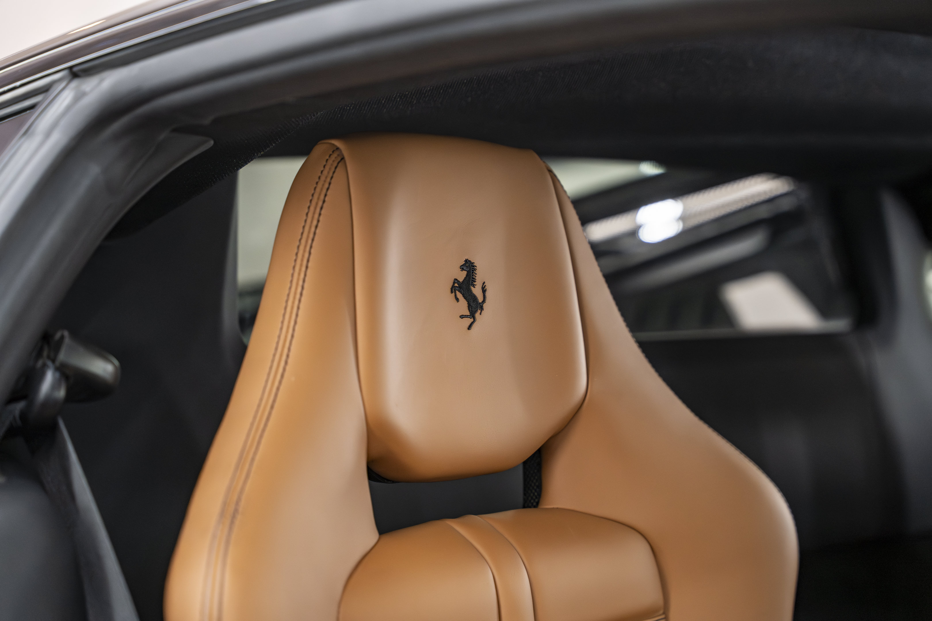 Used 2016 Ferrari 488 GTB RWD image 26