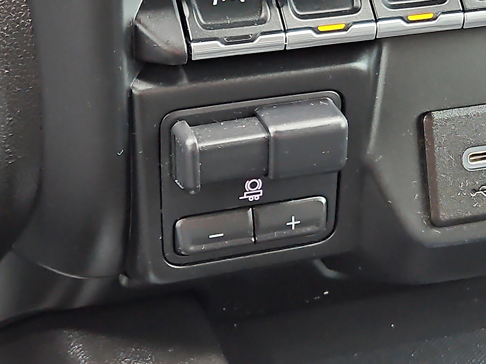 Used 2019 GMC Sierra 1500 AT4 w/ AT4 Premium Package image 23