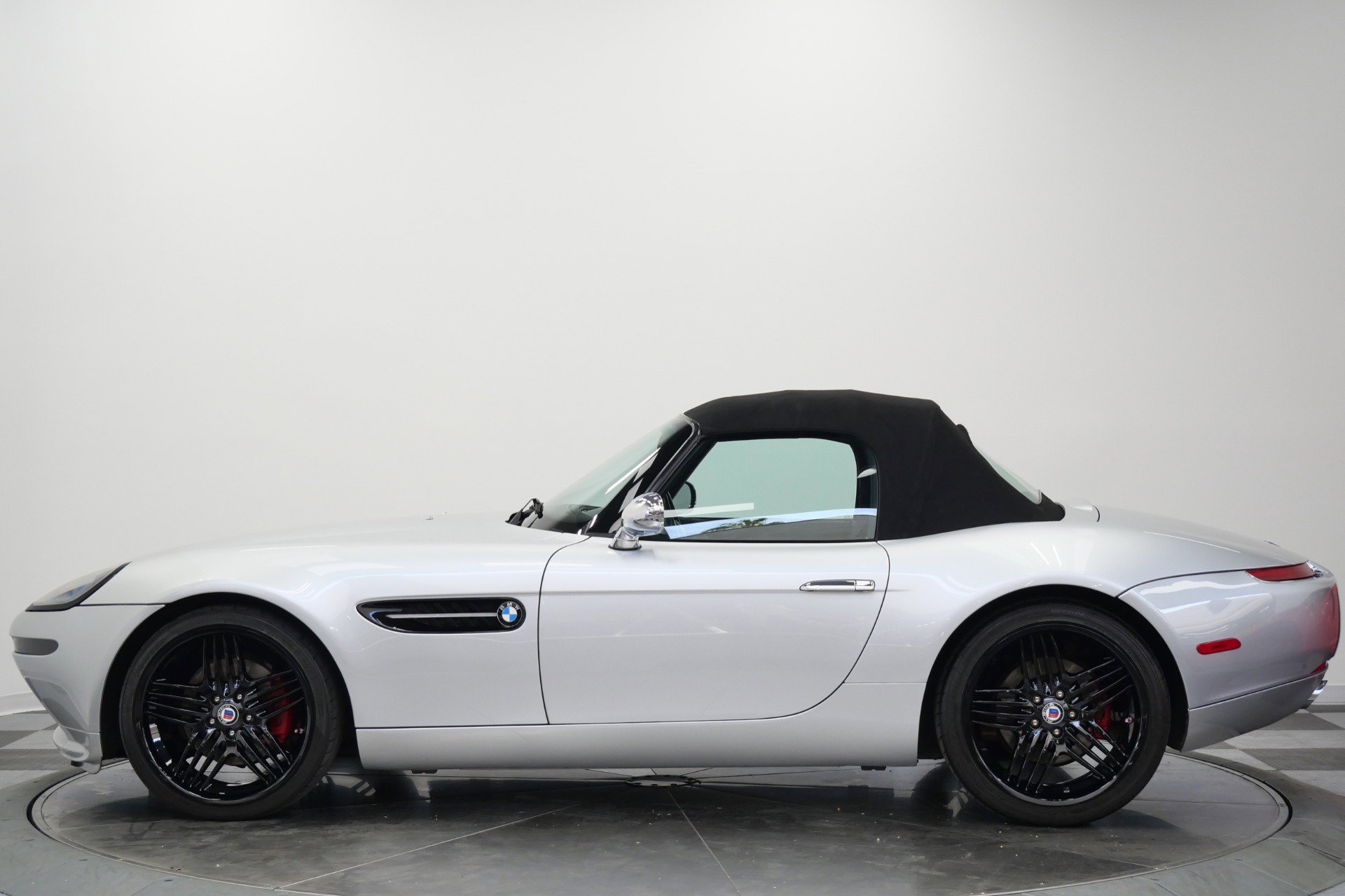 Used 2002 BMW Z8 RWD image 6