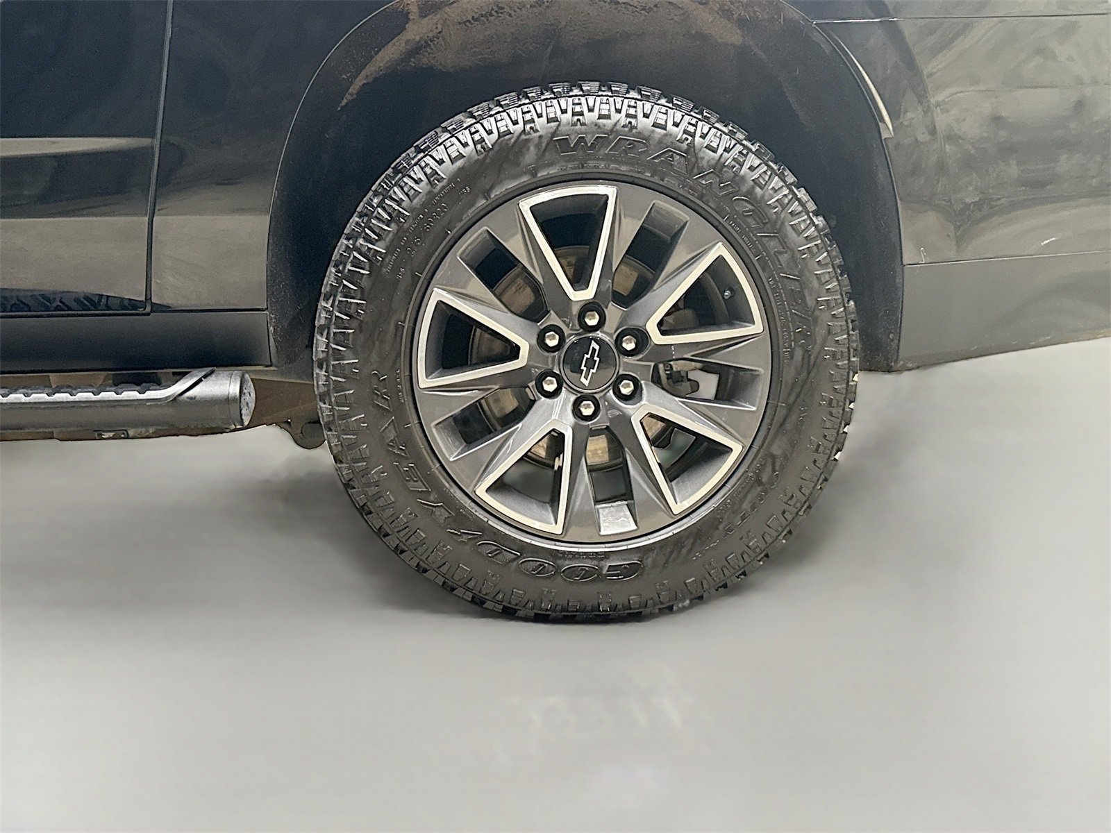 Used 2023 Chevrolet Suburban Z71 w/ Luxury Package image 34