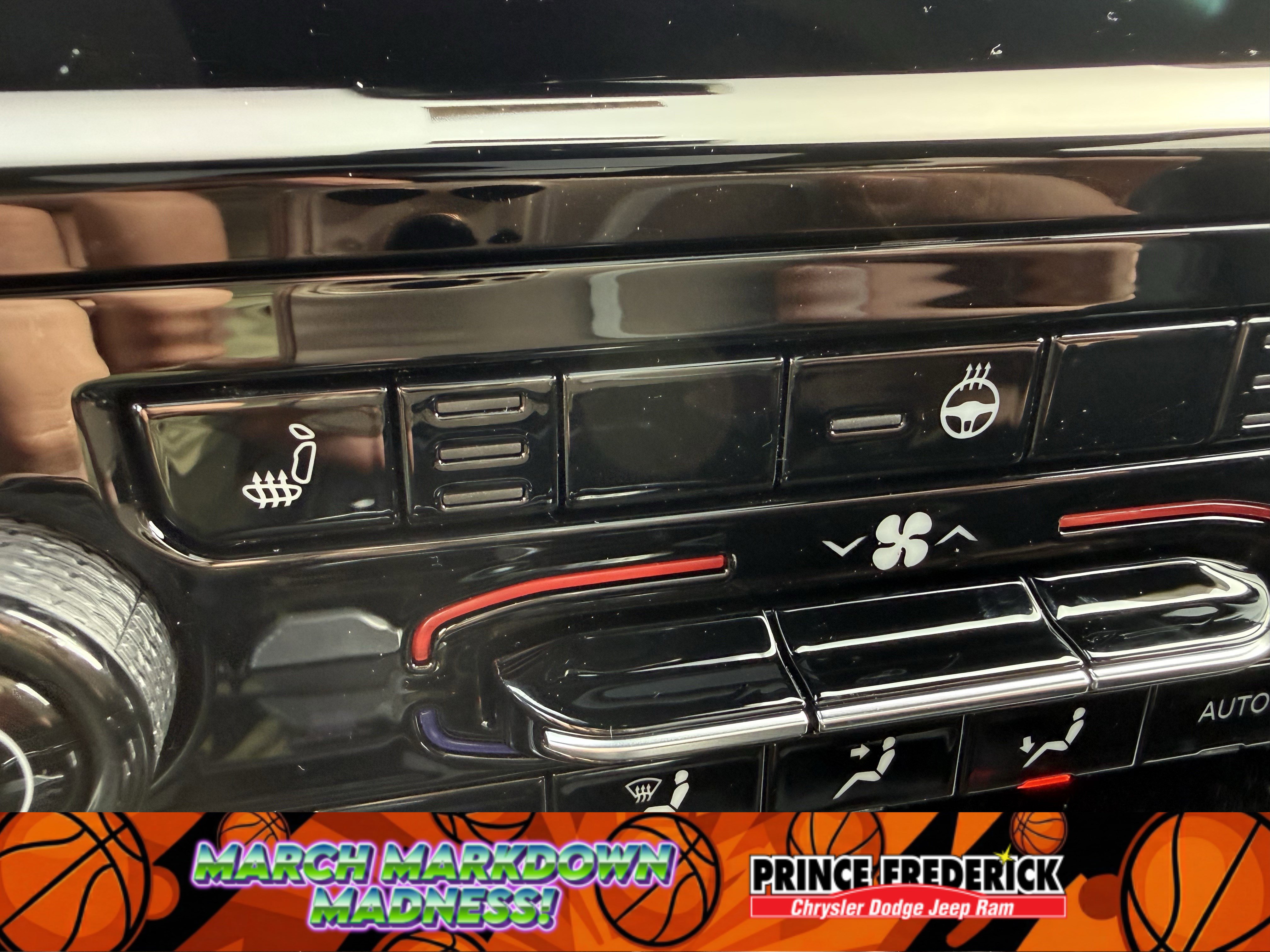 New 2025 Jeep Grand Cherokee Limited image 27