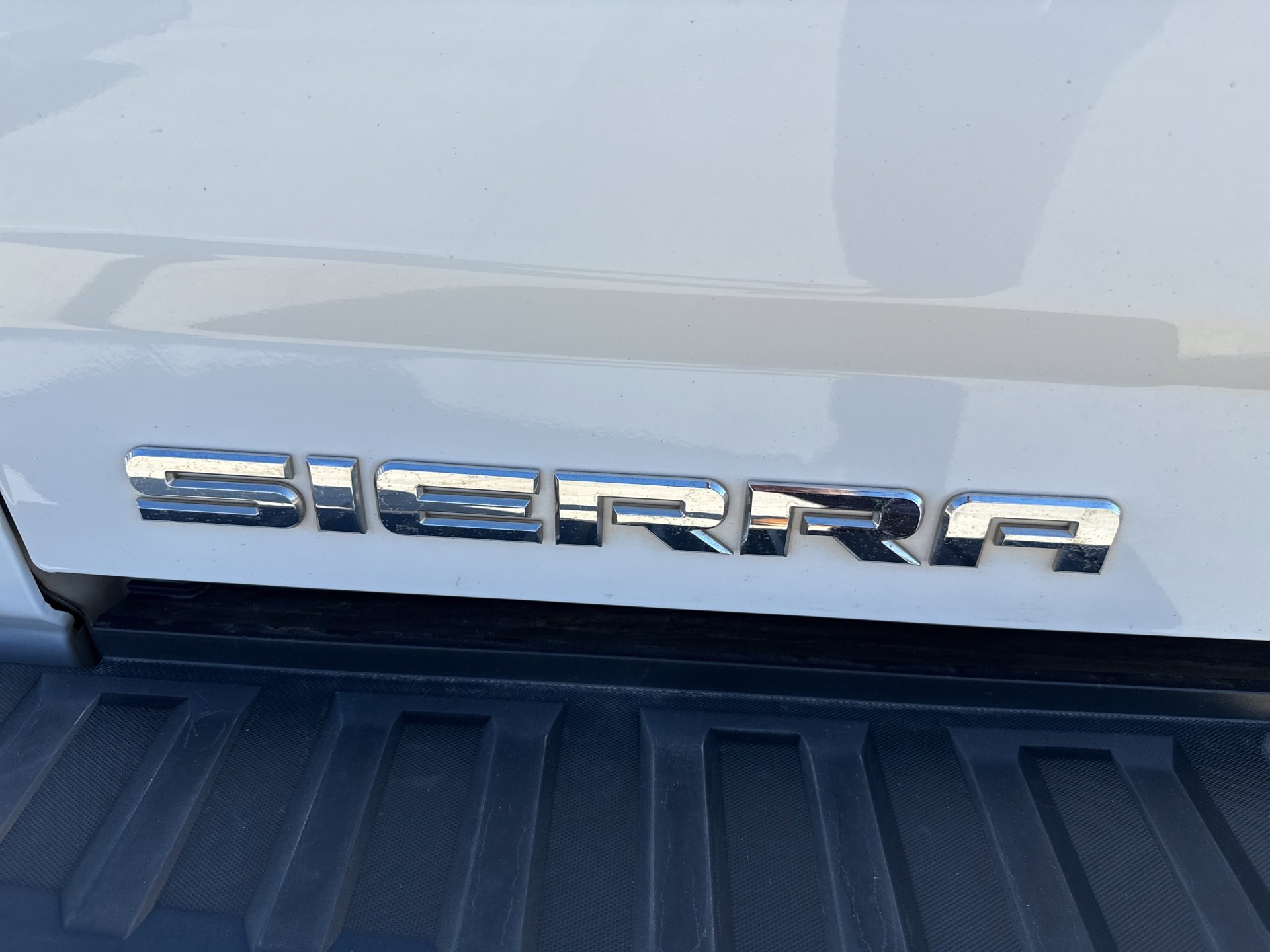 Used 2018 GMC Sierra 1500 SLT w/ Texas SLT Premium Package image 13