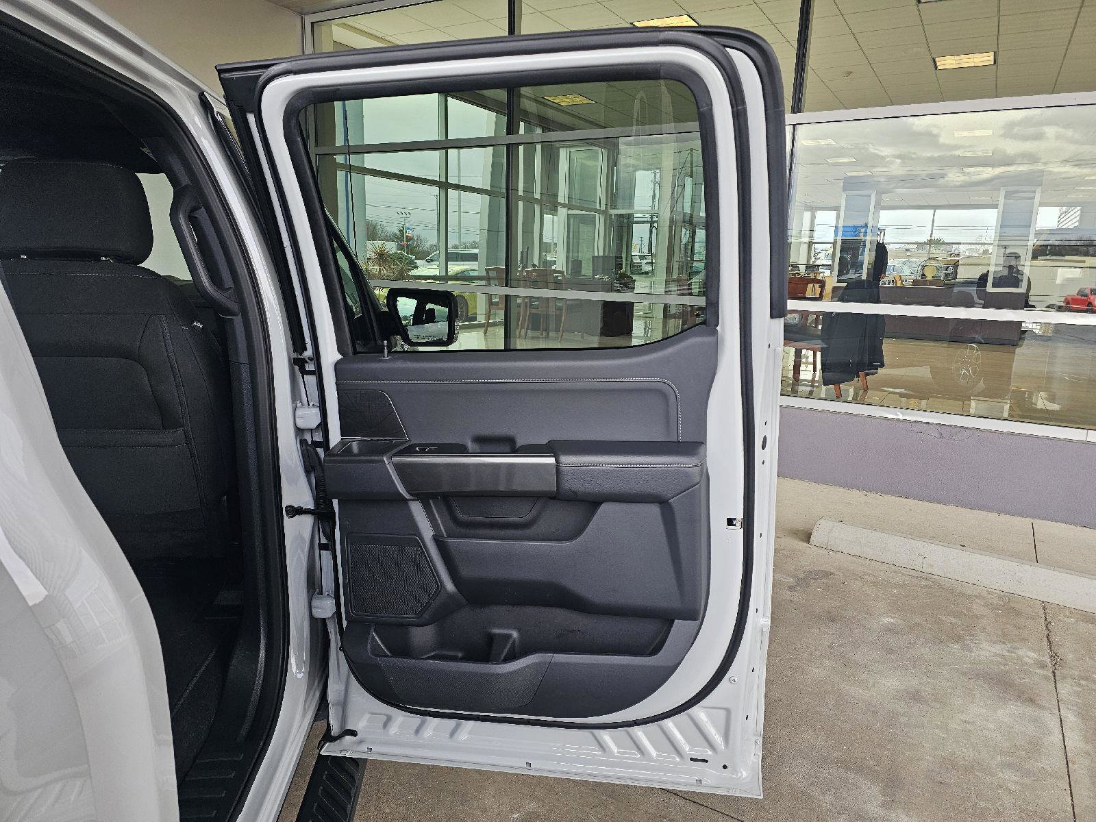 Used 2023 Ford F150 XLT w/ Equipment Group 302A High image 13