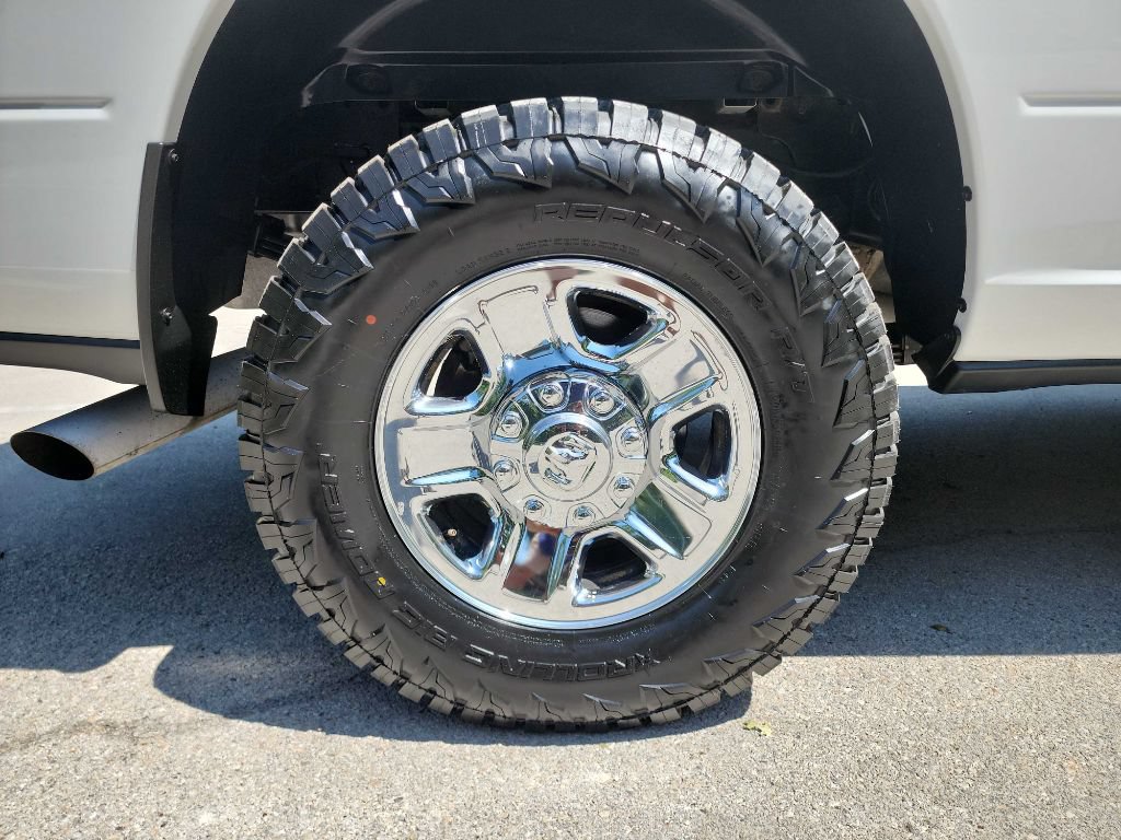 Used 2021 RAM 3500 Tradesman w/ Chrome Appearance Group AWD/4WD image 12
