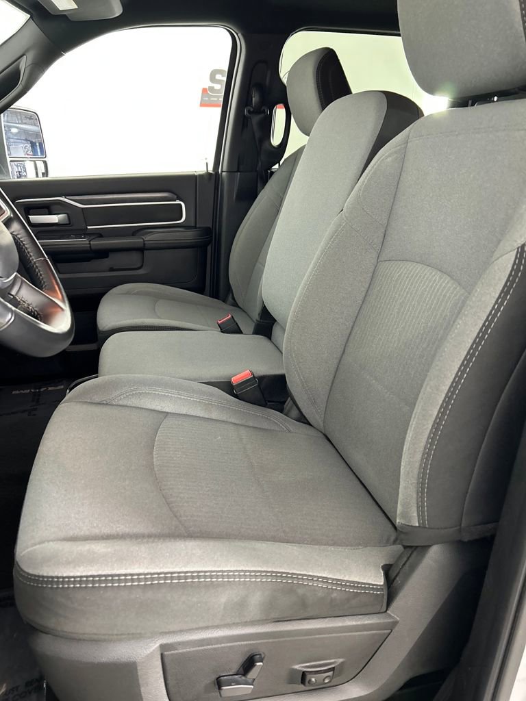 Used 2024 RAM 3500 Big Horn image 14