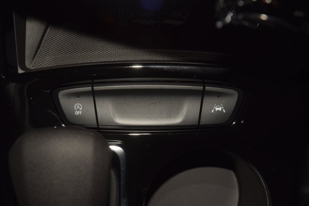 New 2026 Chevrolet Trax RS w/ Sunroof Package FWD image 32