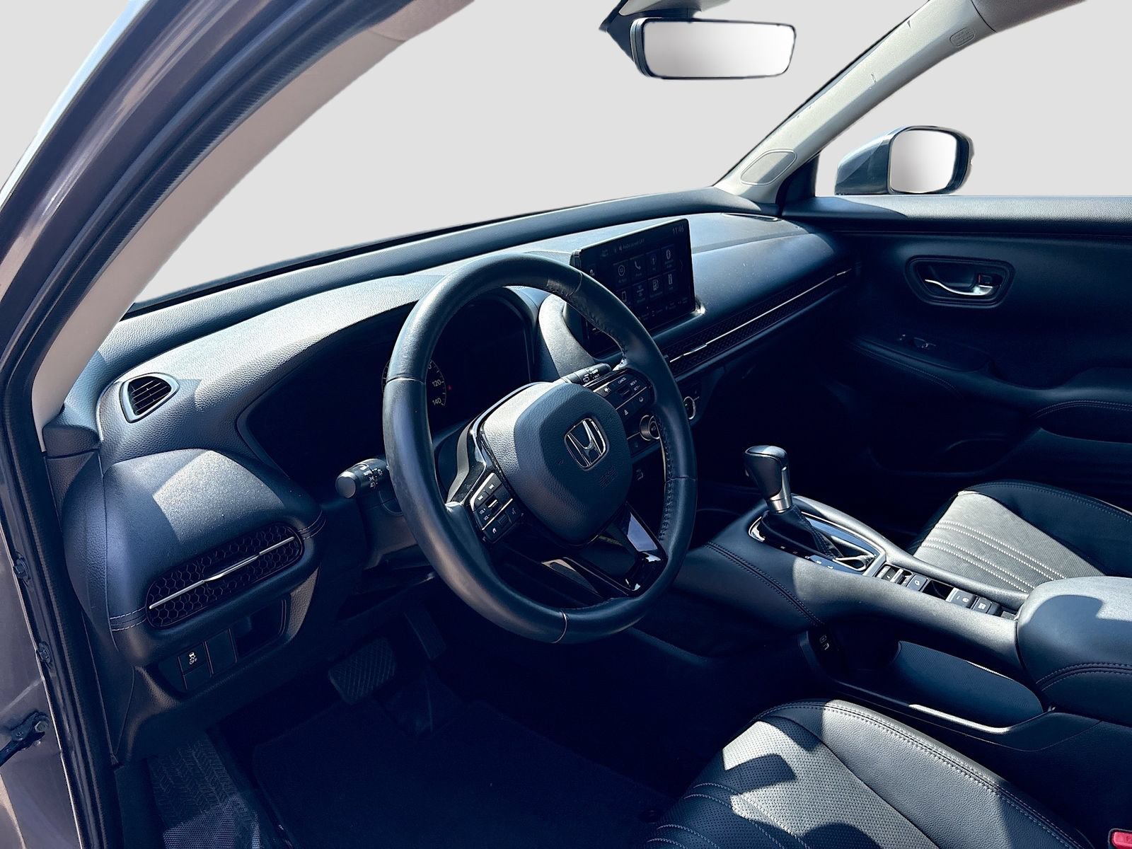 Used 2024 Honda HR-V EX-L image 9