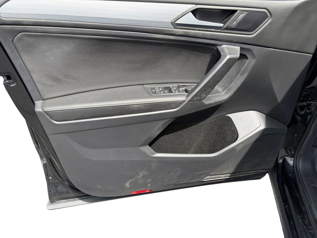 Certified 2022 Volkswagen Tiguan S image 23