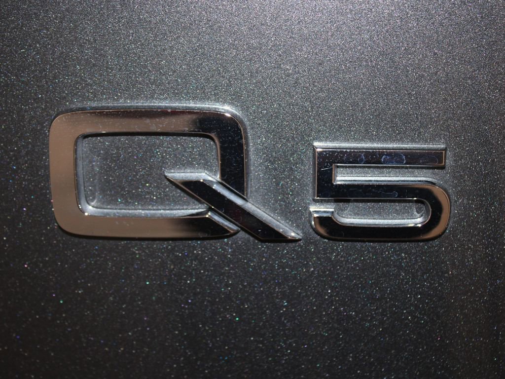 Certified 2025 Audi Q5 2.0T Premium w/ Convenience Plus Package image 28