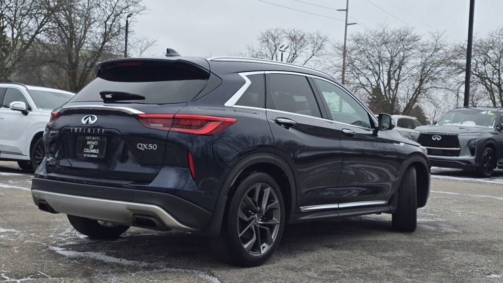 Used 2019 INFINITI QX50 Essential w/ Sensory Package image 17