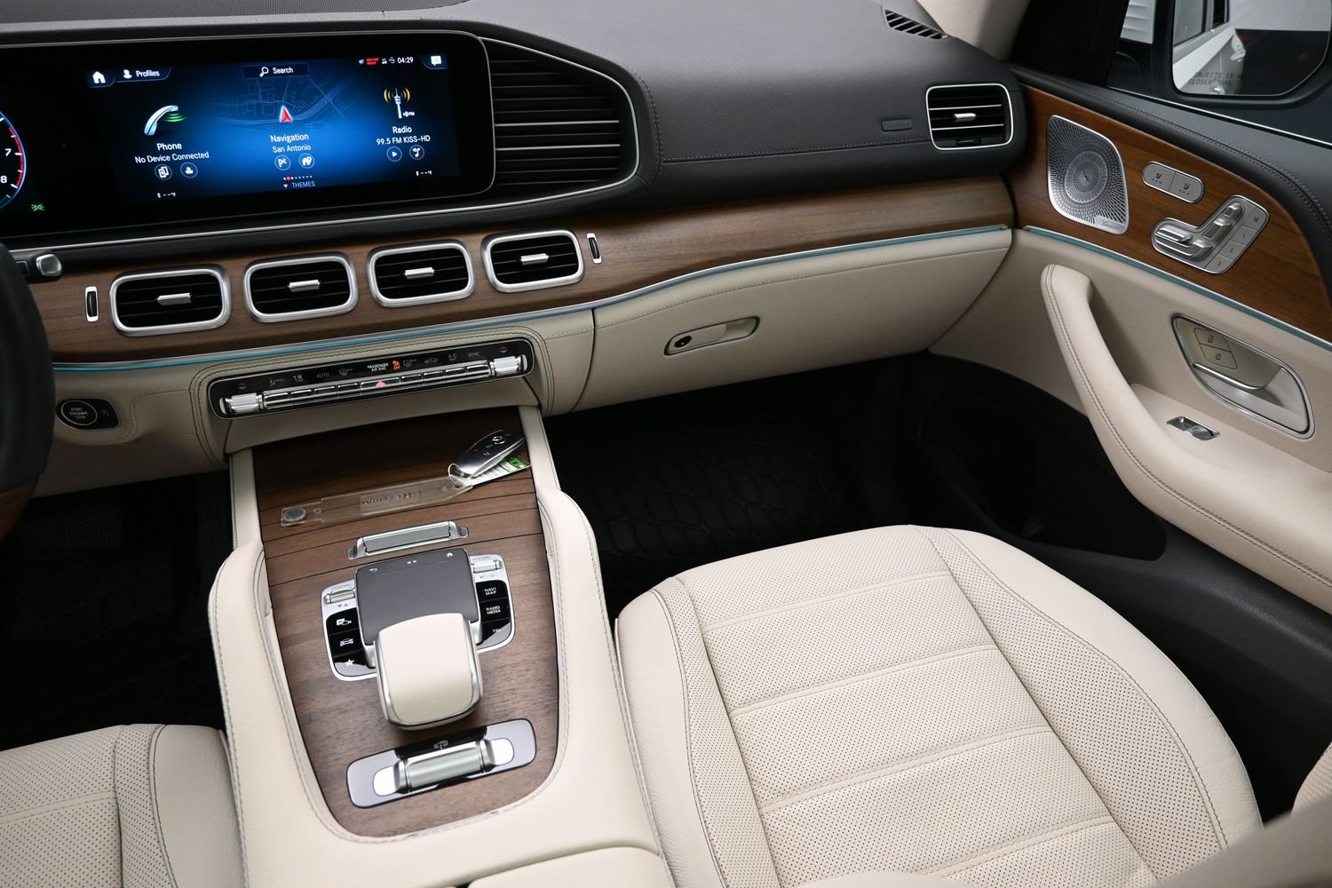 Used 2020 Mercedes-Benz GLE 450 4MATIC image 37
