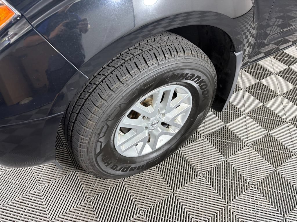 Used 2019 Nissan Frontier SV RWD image 9