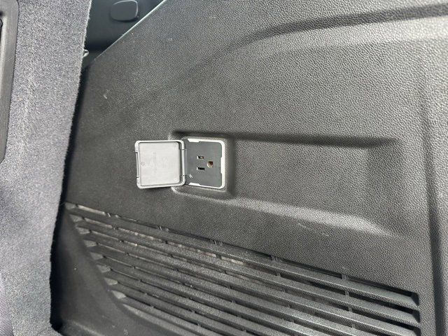 Used 2024 Chevrolet Tahoe LT image 20