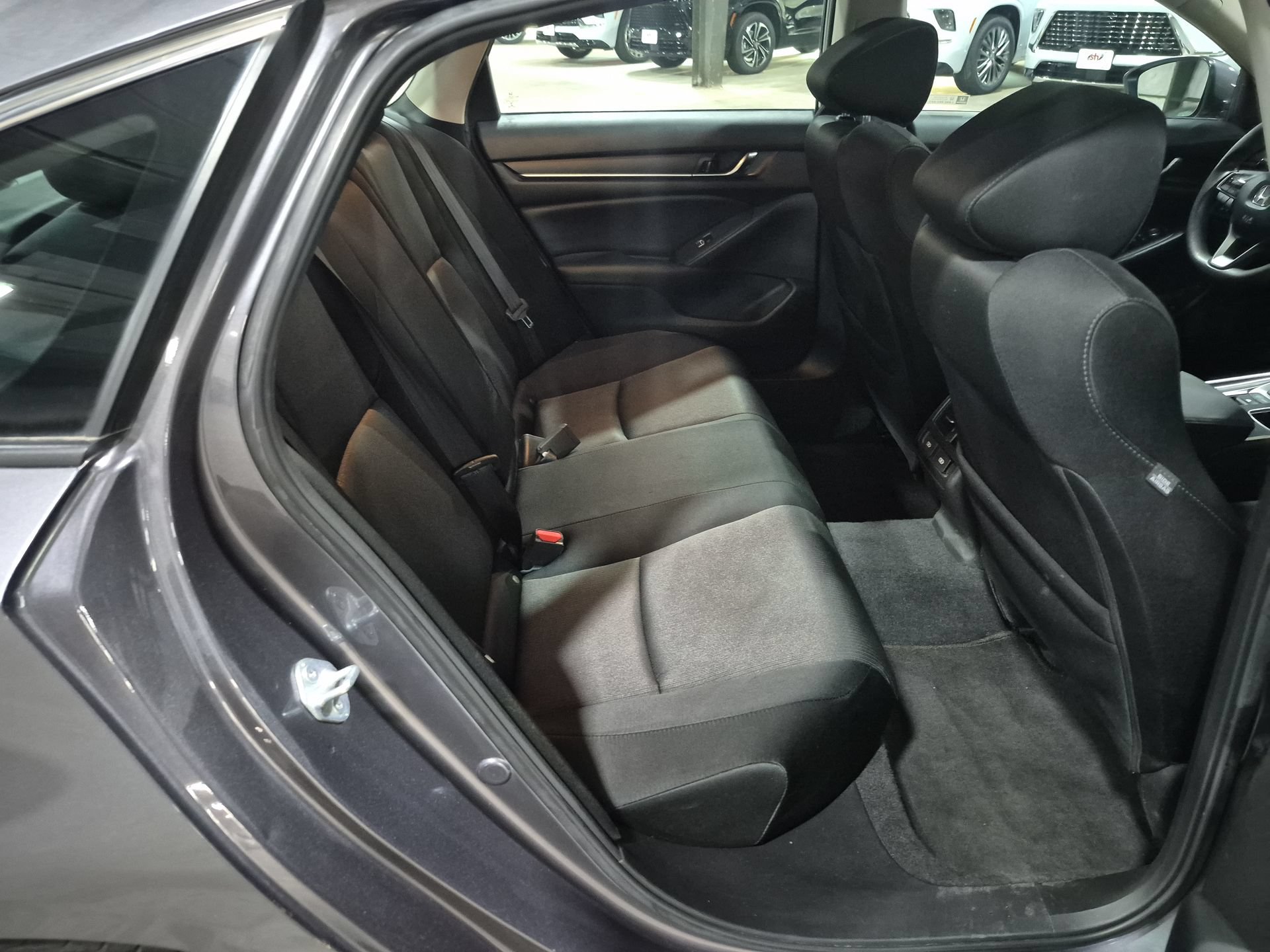 Used 2021 Honda Accord EX image 27