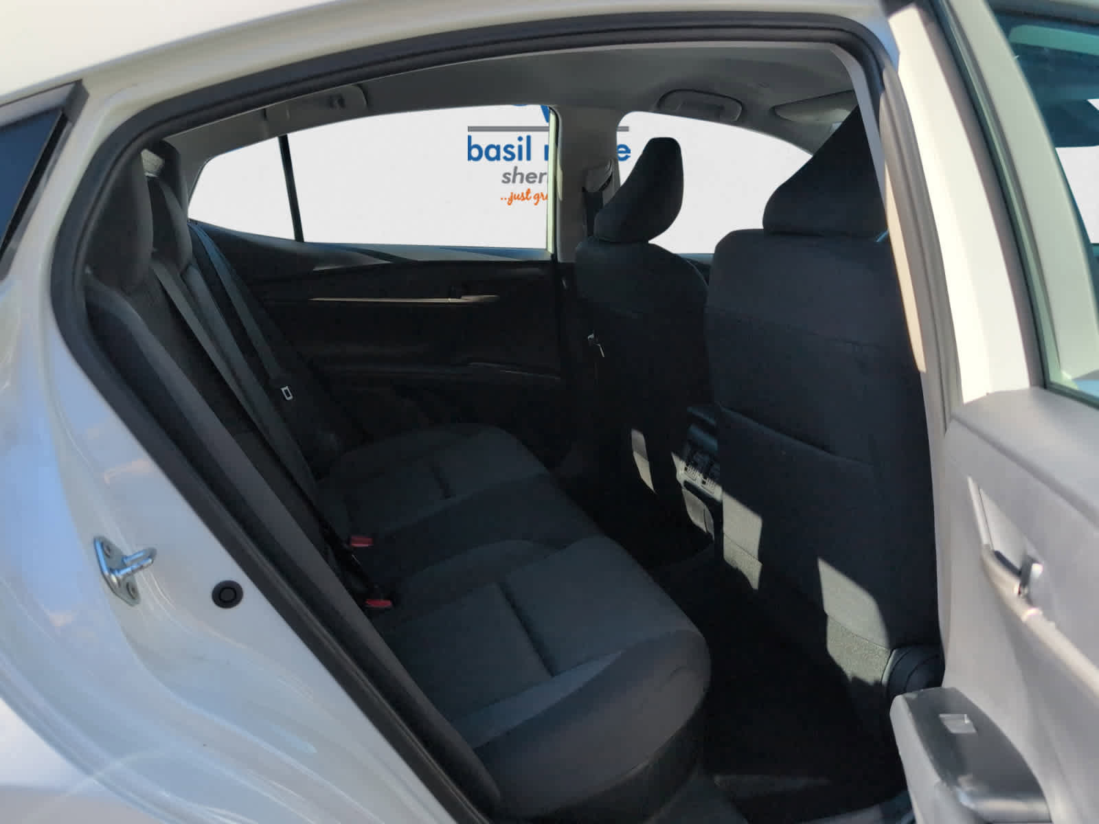 Used 2025 Toyota Camry LE image 18