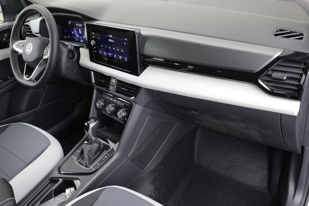New 2026 Volkswagen Taos S FWD image 18