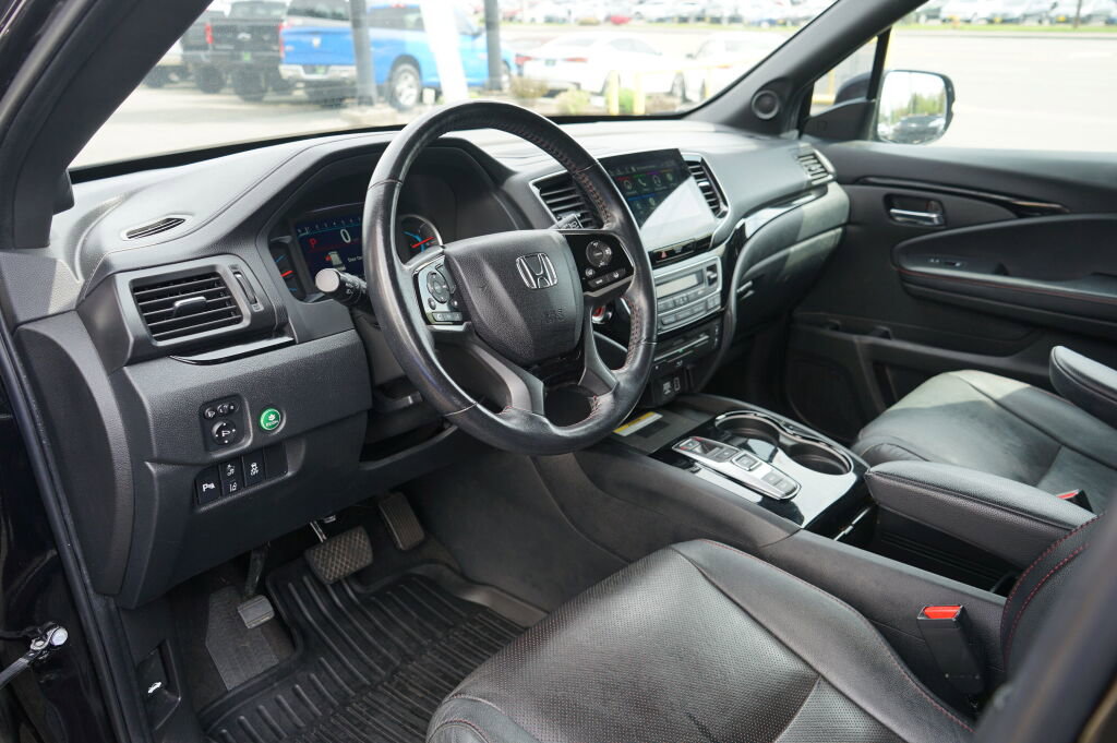 Used 2021 Honda Pilot Black Edition image 12