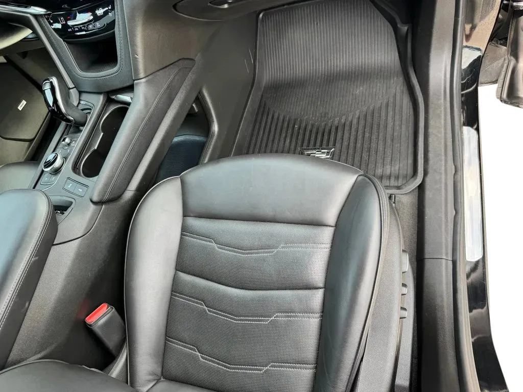 Used 2024 Cadillac XT6 Sport w/ Platinum Package AWD/4WD image 15