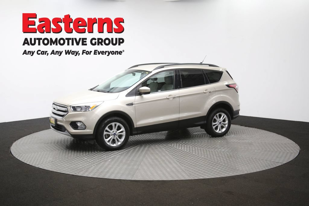 Used 2018 Ford Escape SE w/ SE Sync 3 Package AWD/4WD image 57