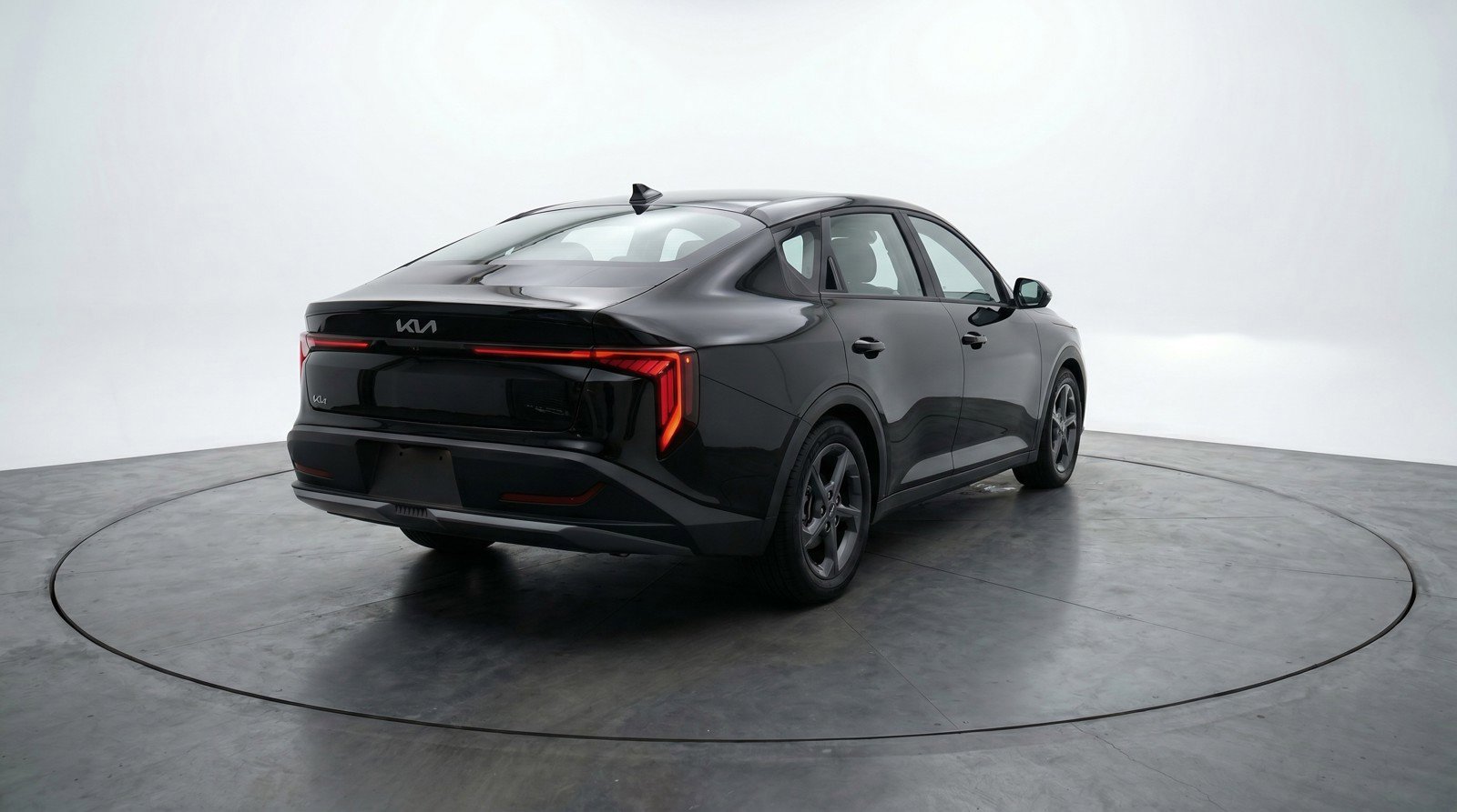 Used 2025 Kia K4 FWD image 9