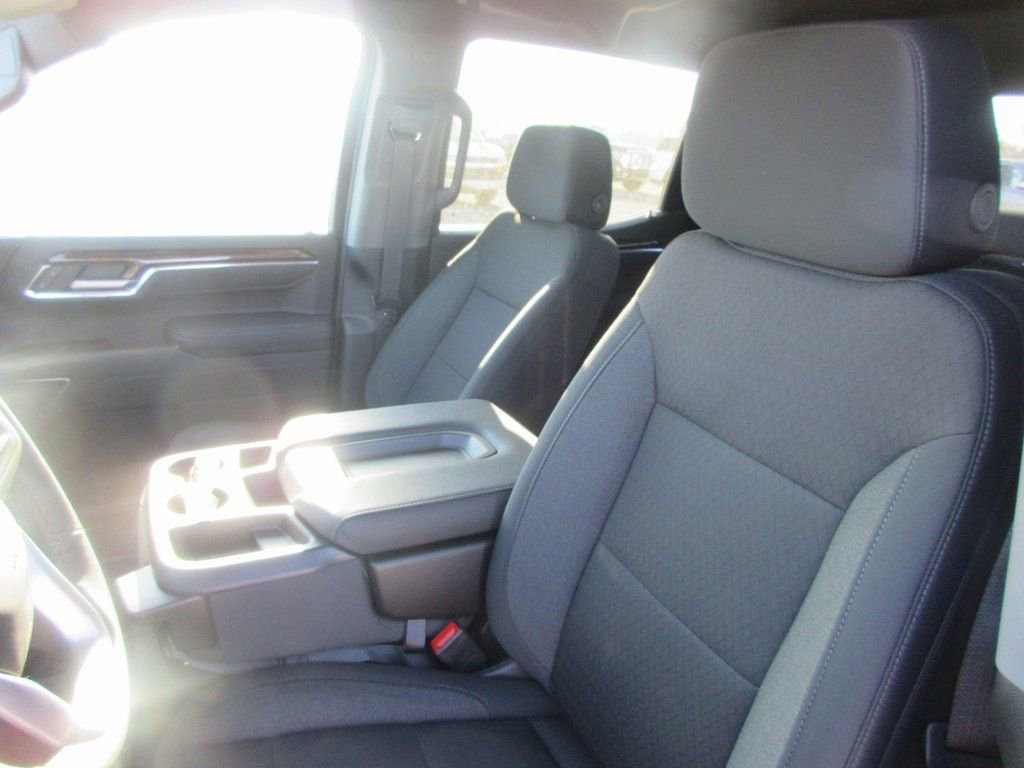New 2026 GMC Sierra 1500 SLE w/ X31 Off-Road Package image 13