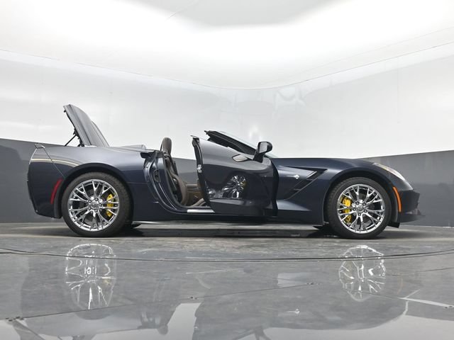 Used 2014 Chevrolet Corvette Stingray Convertible w/ 3LT Preferred Equipment Group RWD image 7