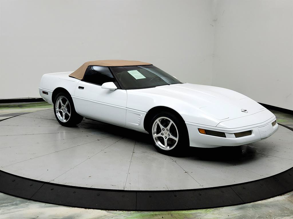 Used 1992 Chevrolet Corvette Convertible RWD image 3