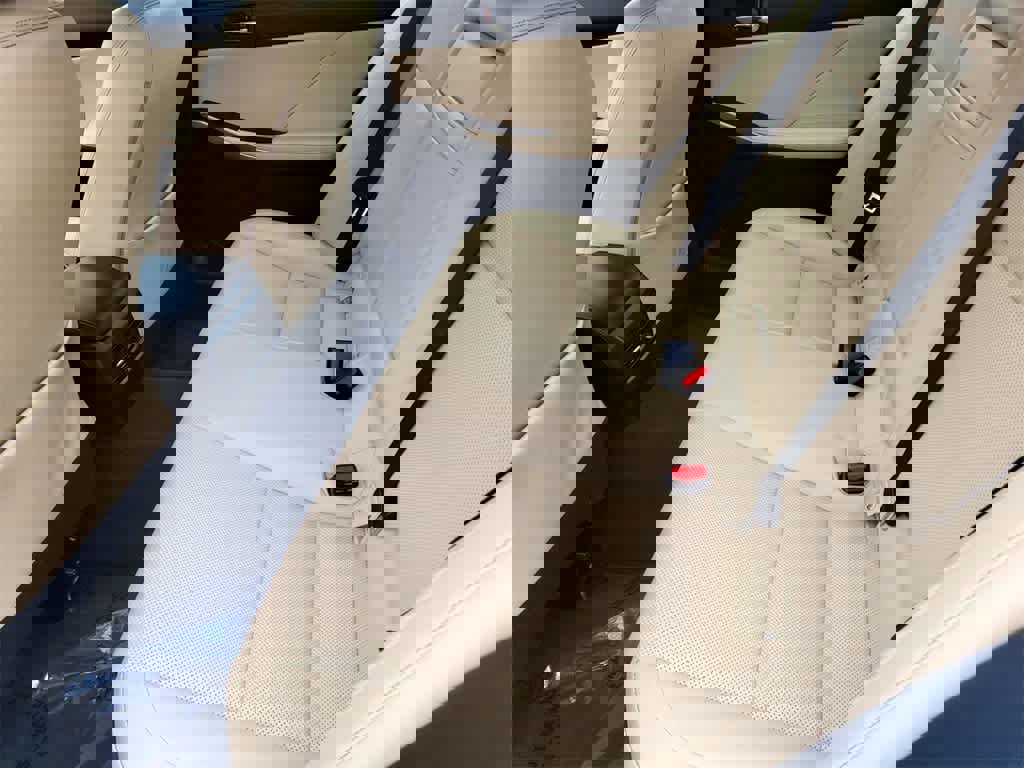 Used 2015 Lexus IS 250 image 12