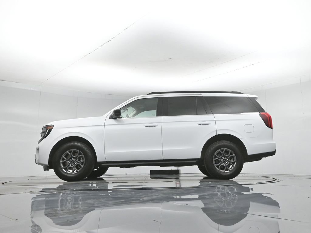 Used 2025 Ford Expedition Active AWD/4WD image 8