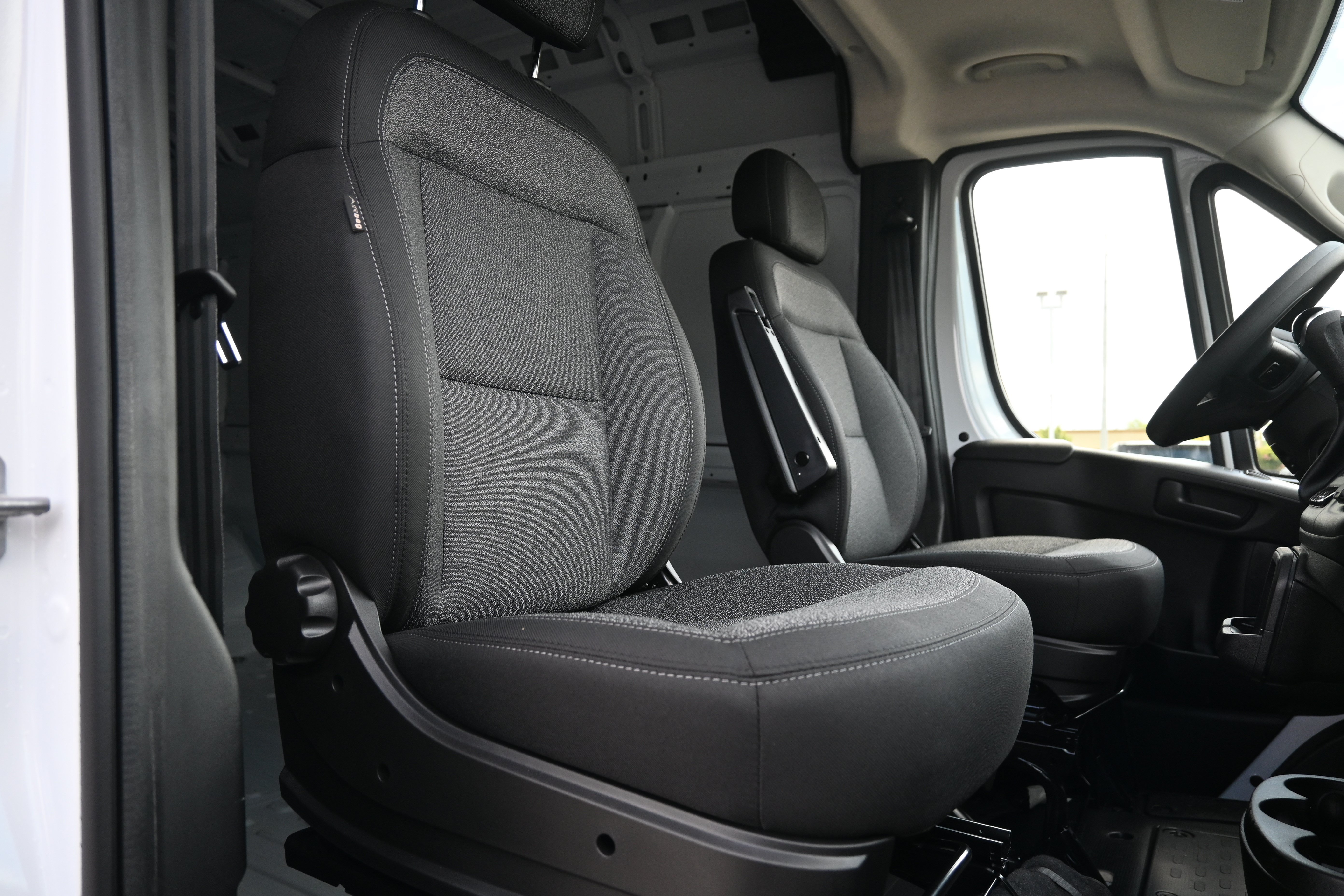 New 2026 RAM ProMaster 2500 w/ Convenience Group FWD image 29