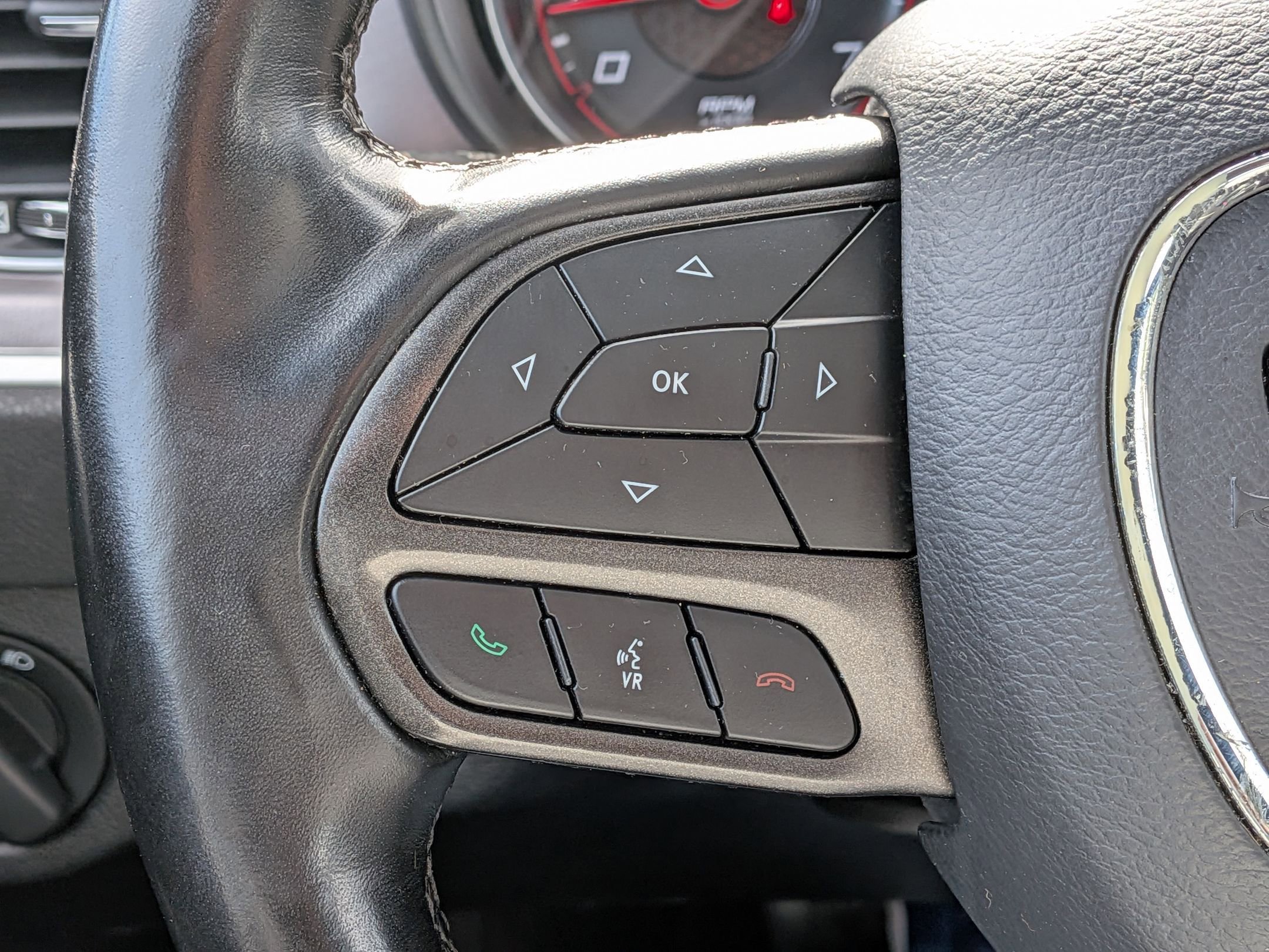 Used 2022 Dodge Charger SXT w/ Leather Interior Group RWD image 18