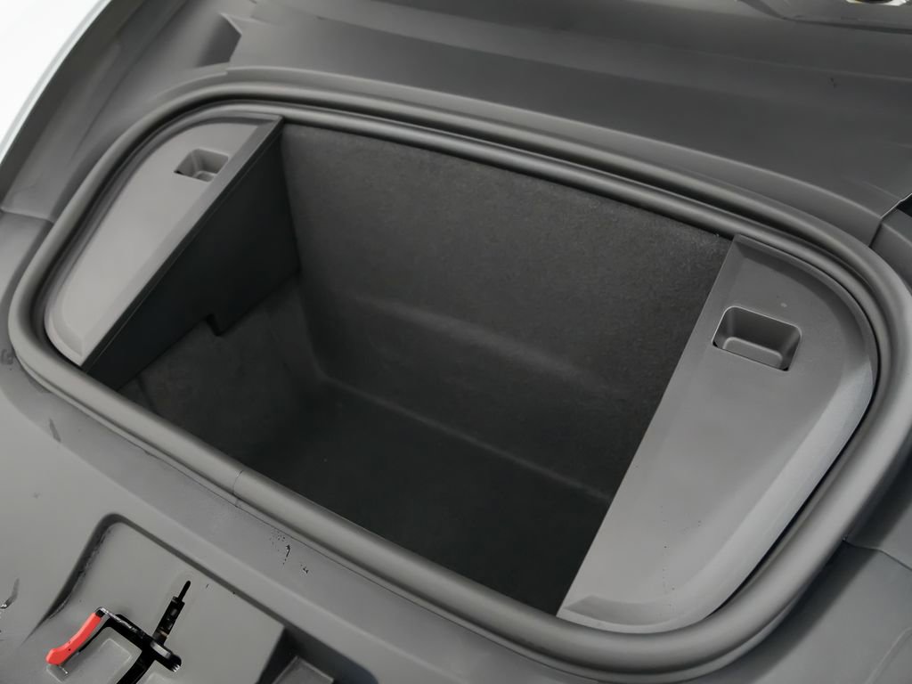 New 2026 Porsche Taycan image 15