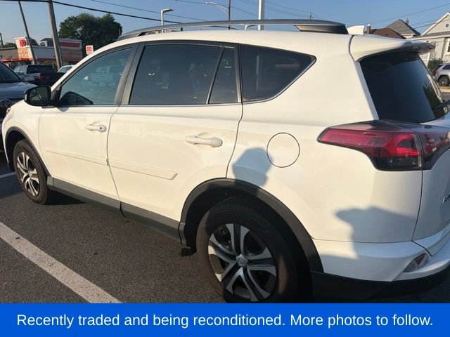 Used 2018 Toyota RAV4 LE w/ All Weather Liner Package AWD/4WD image 5