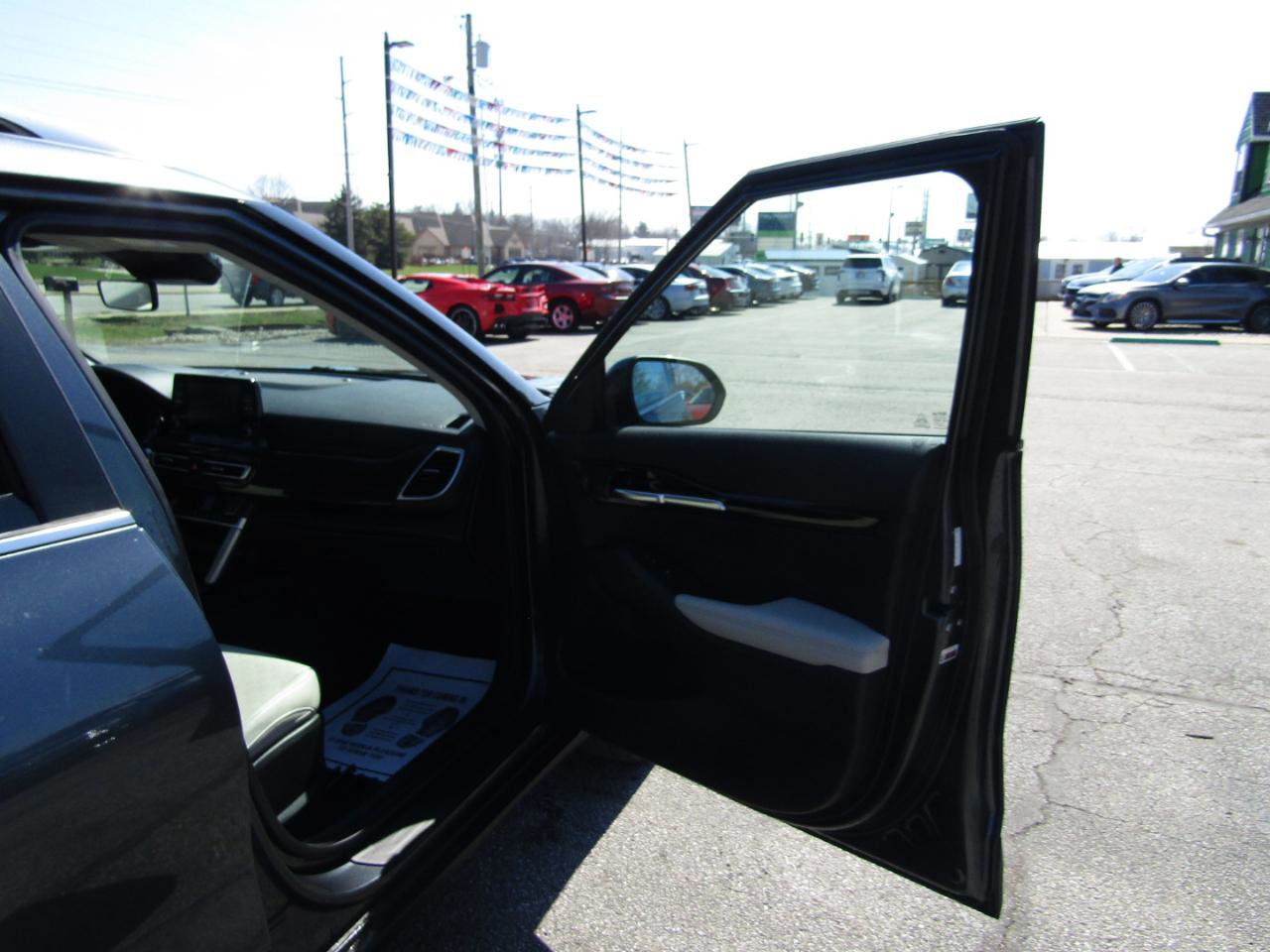 Used 2021 Kia Seltos EX image 23