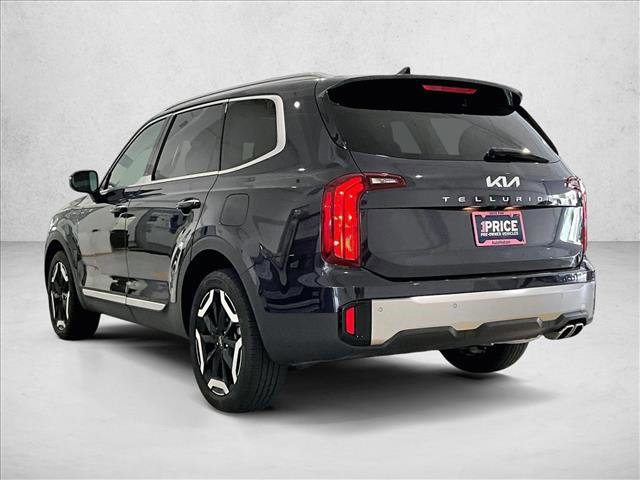 Used 2025 Kia Telluride S FWD image 13