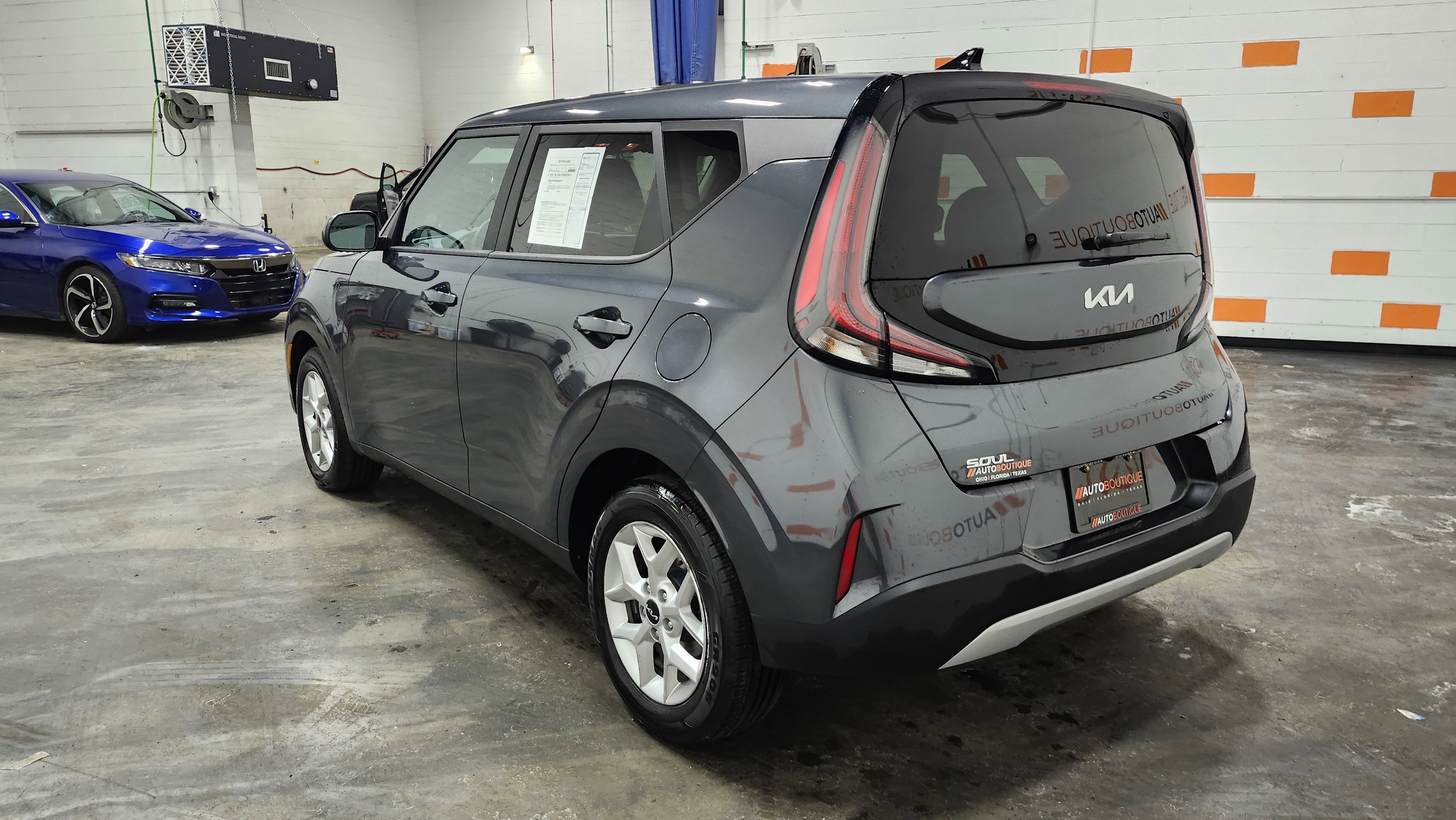 Used 2024 Kia Soul LX w/ Option Group 015 image 14