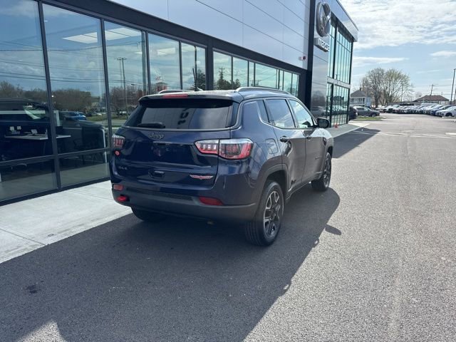 Used 2019 Jeep Compass Trailhawk AWD/4WD image 3