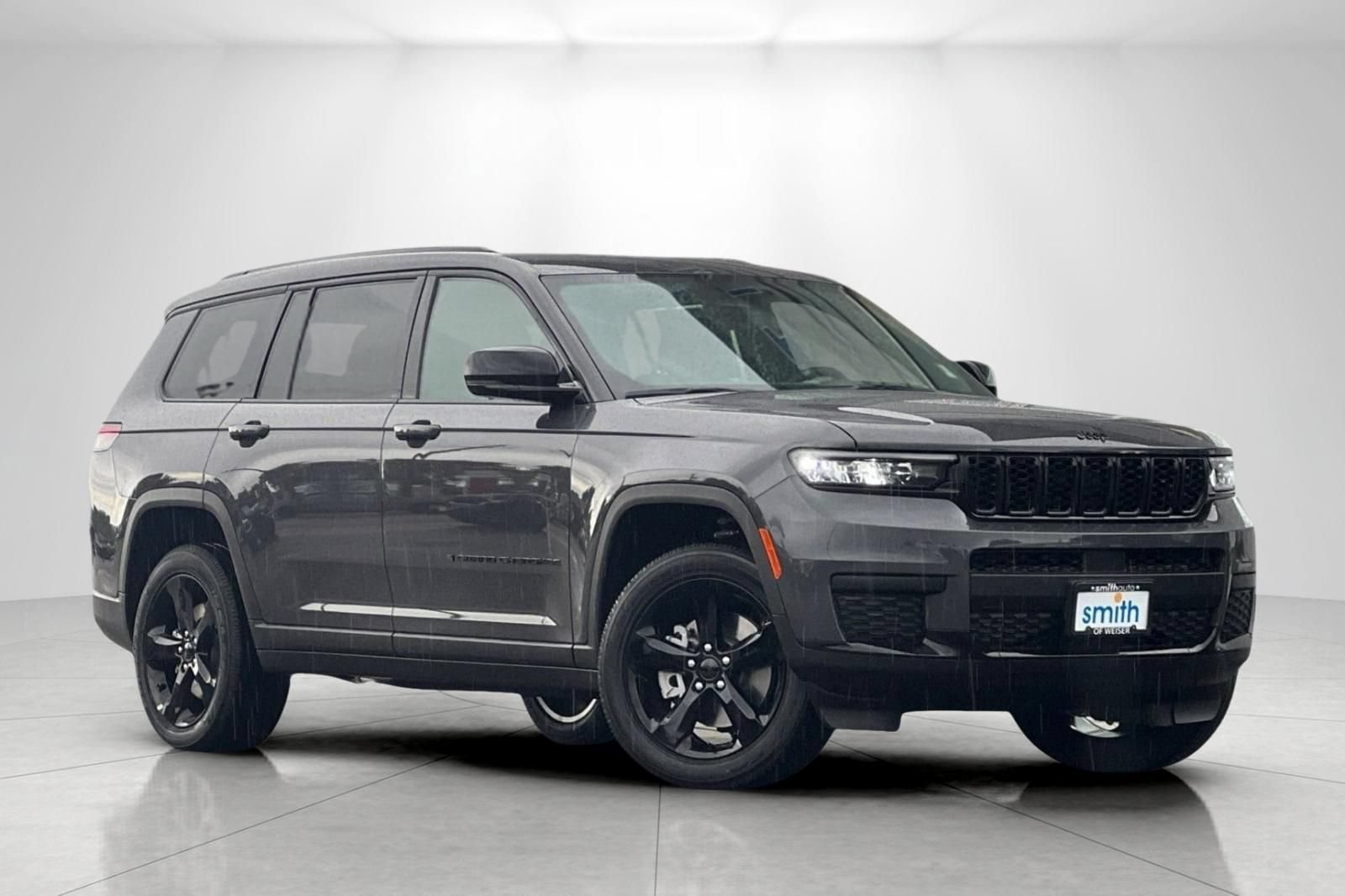 Used 2025 Jeep Grand Cherokee L Altitude AWD/4WD image 2
