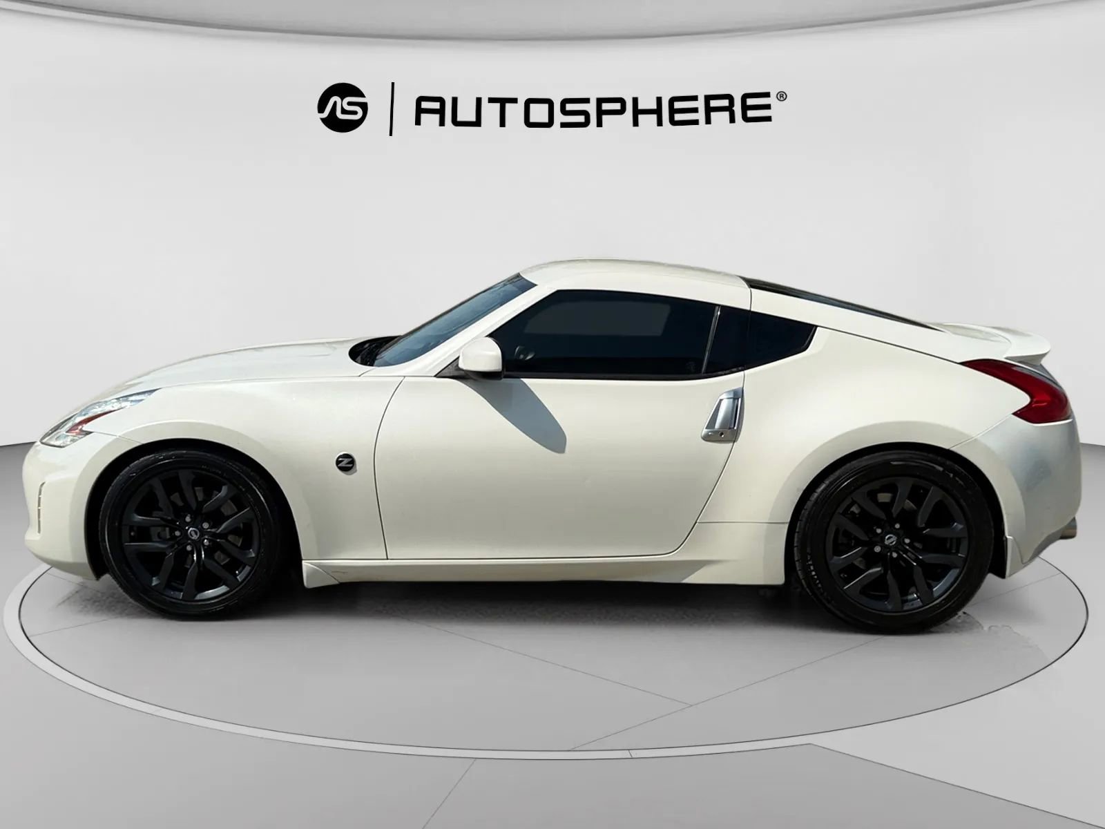 Used 2016 Nissan 370Z Coupe RWD image 5