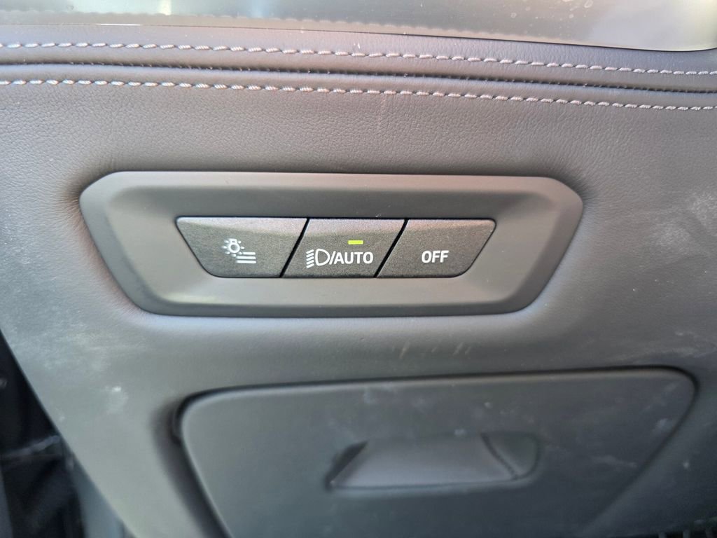 Used 2024 BMW X5 M Competition w/ Executive Package image 20