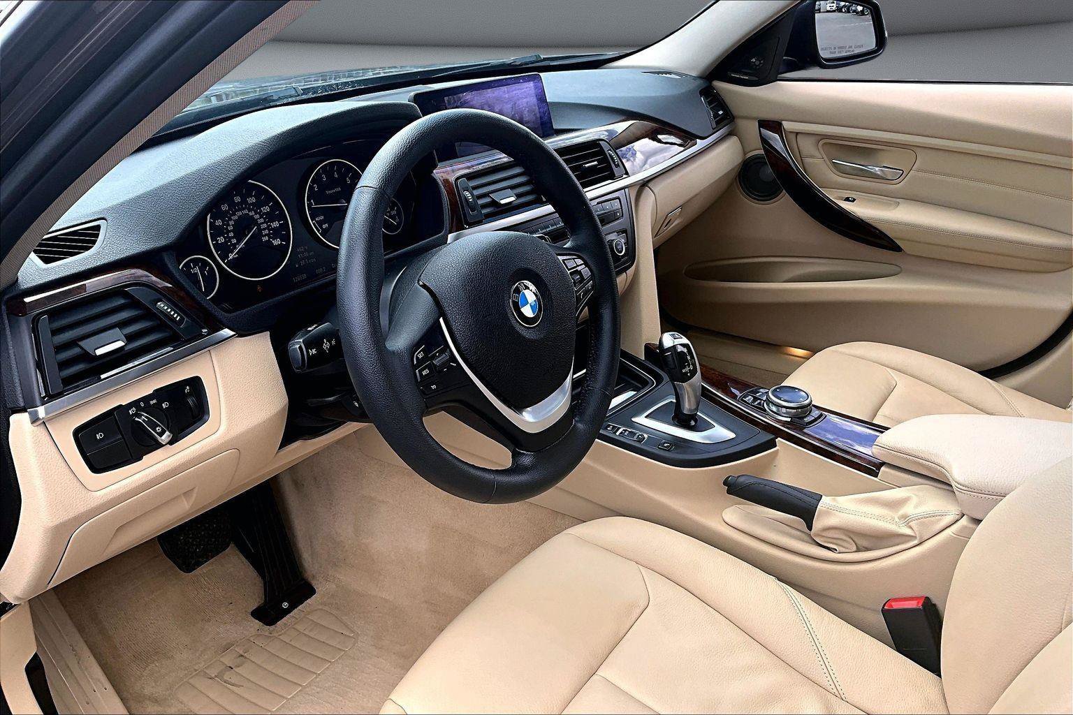 Used 2014 BMW 328i xDrive Sedan AWD/4WD image 16