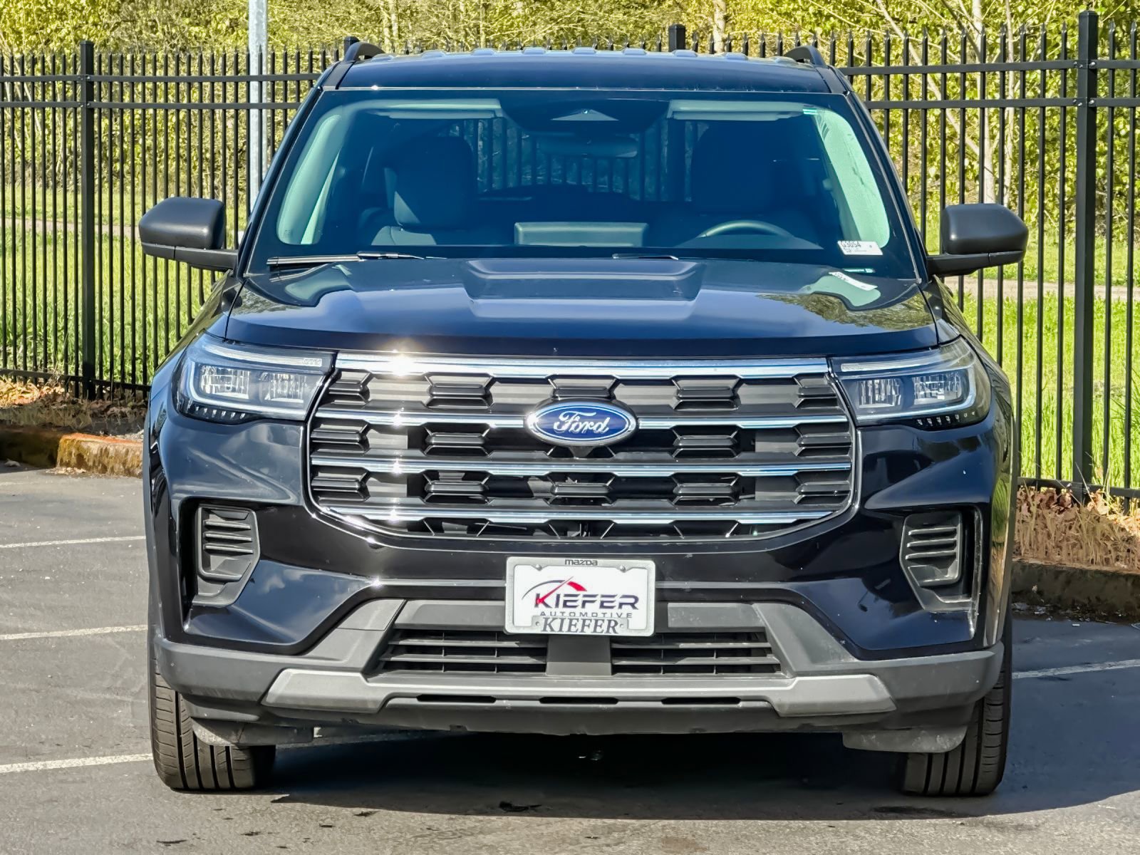 Used 2025 Ford Explorer Active image 8