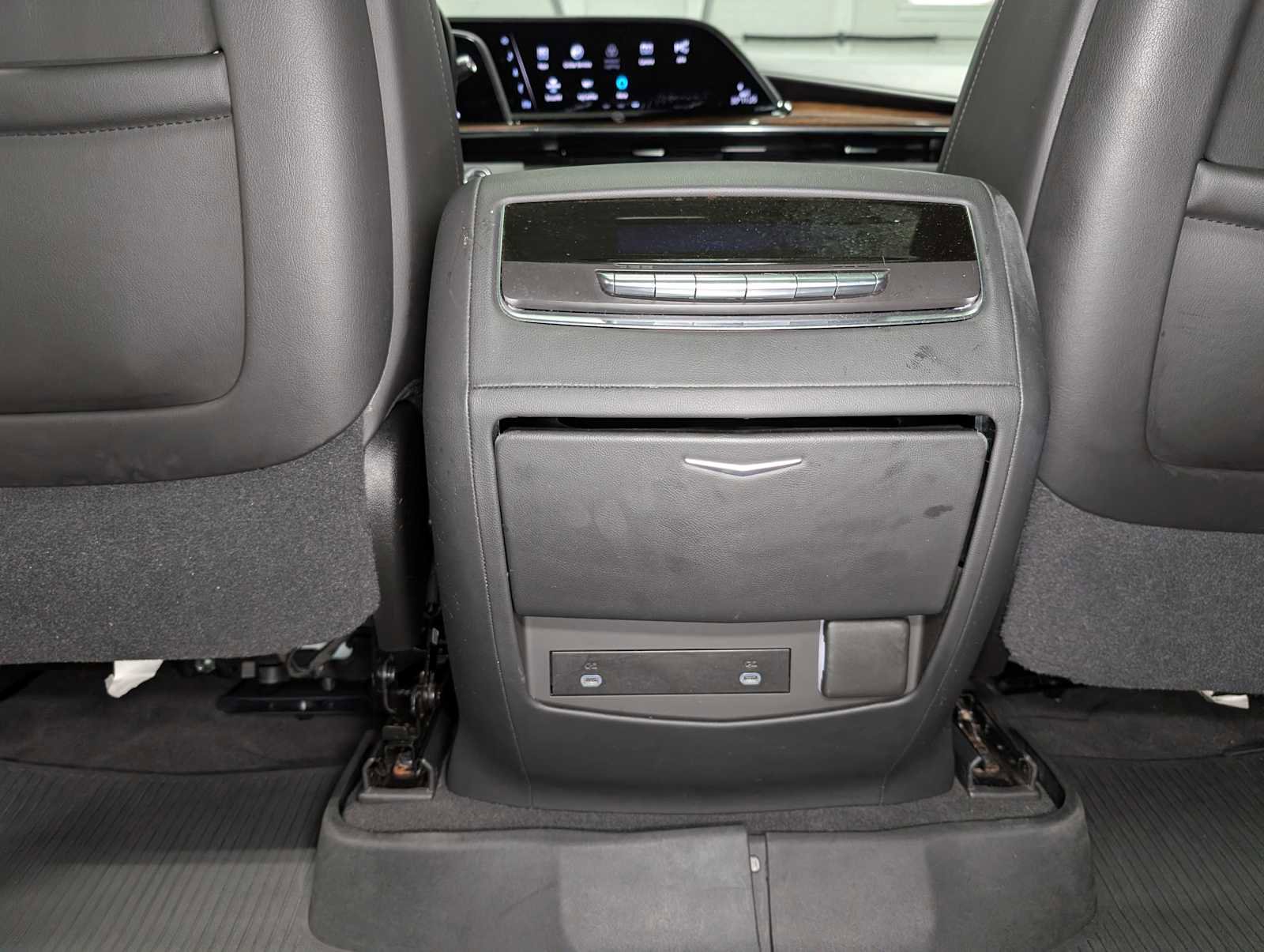 Certified 2021 Cadillac Escalade Premium Luxury image 22