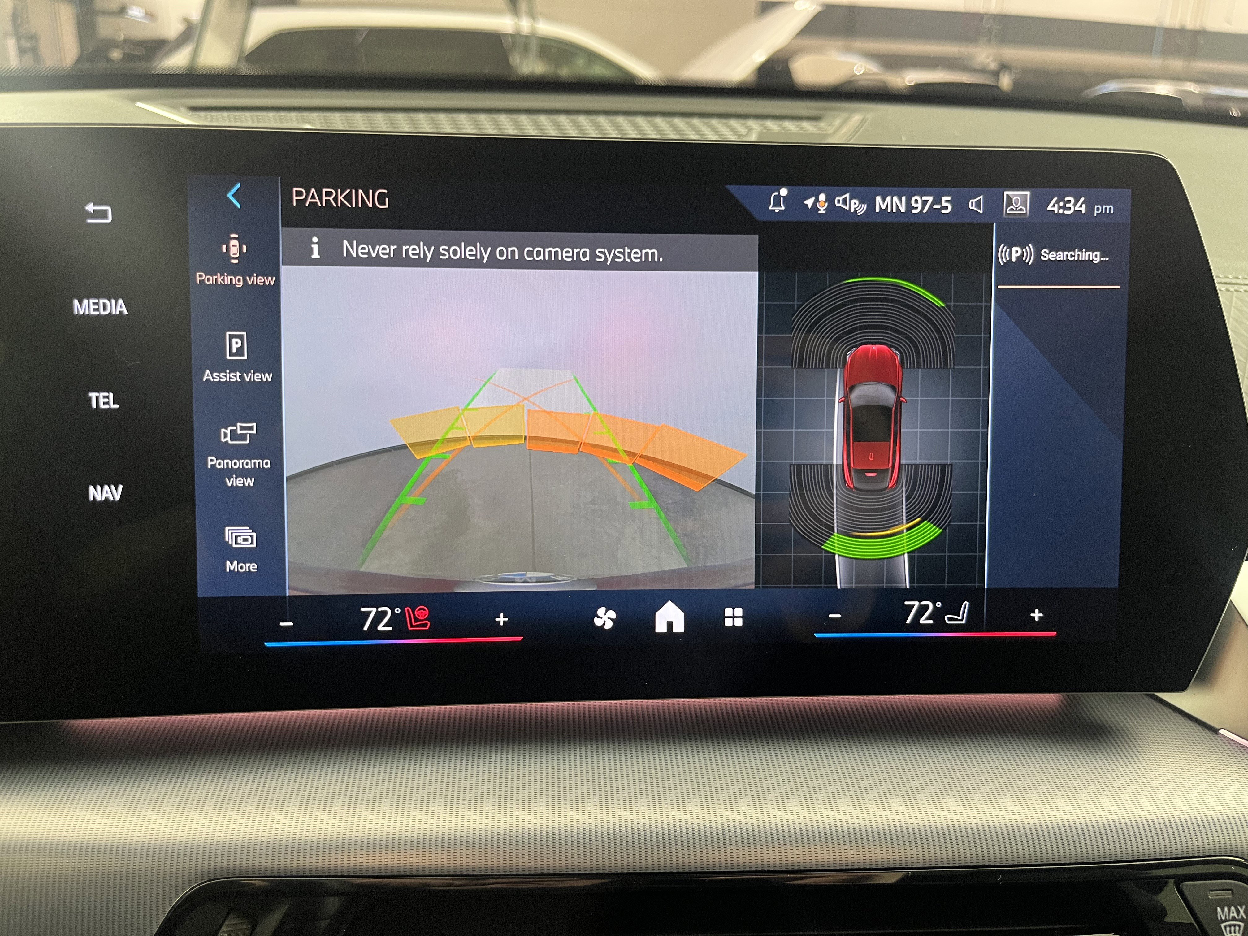 Used 2025 BMW X2 xDrive28i w/ Convenience Package image 29