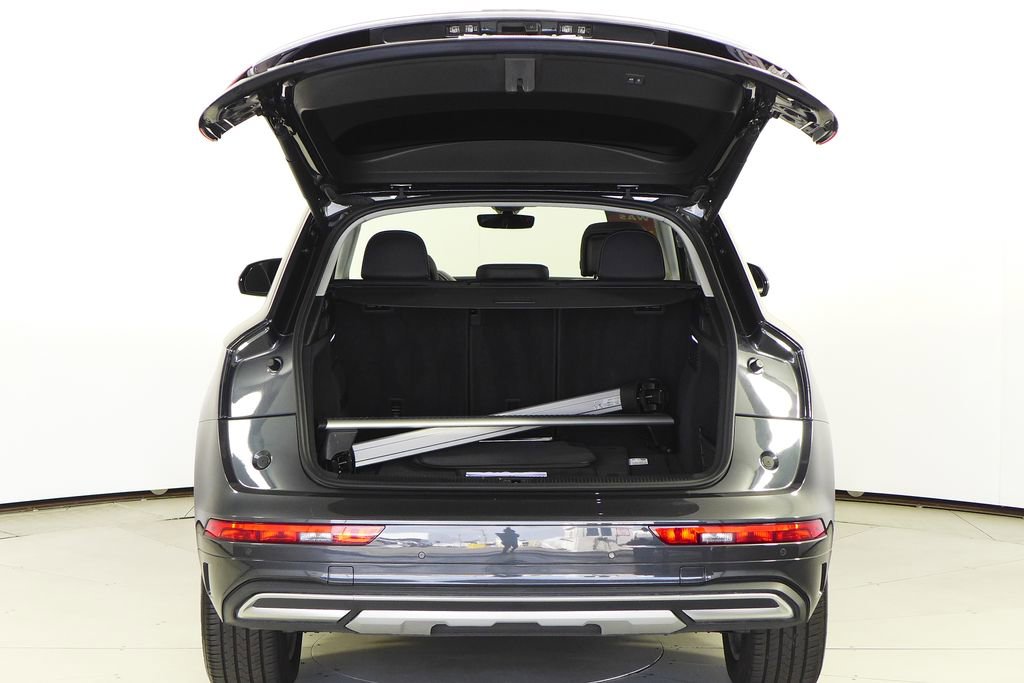 Used 2023 Audi Q5 2.0T Premium Plus w/ Premium Plus Package image 10